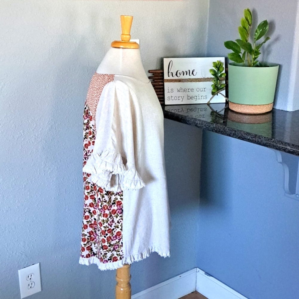 Umgee Floral Fringe Blouse | Size 1XL - Picture 2 of 6